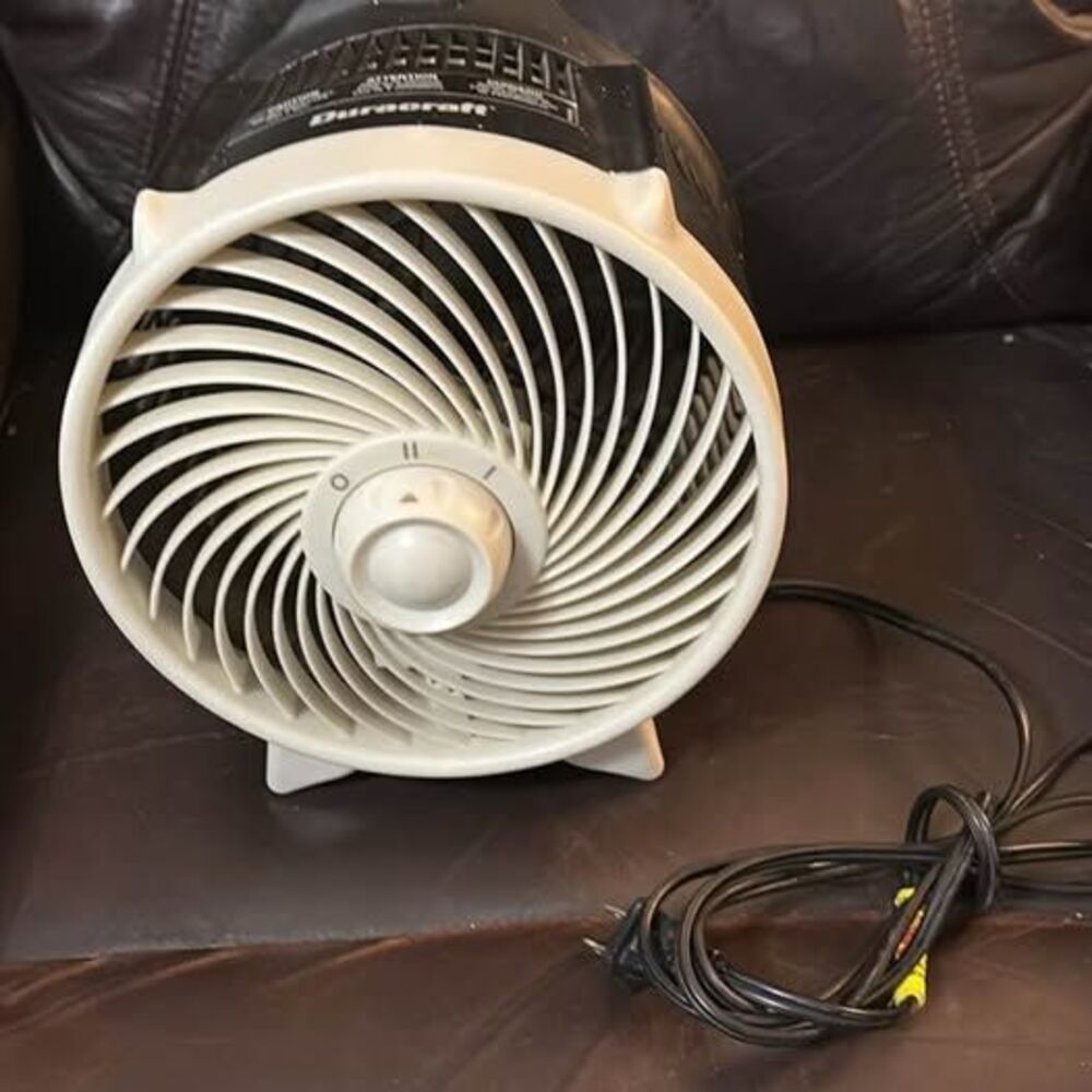 Duracraft Portable Desk Fan low speeds